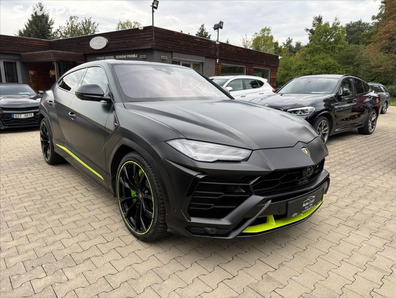 Lamborghini Urus, 4.0 V8 Ceramic